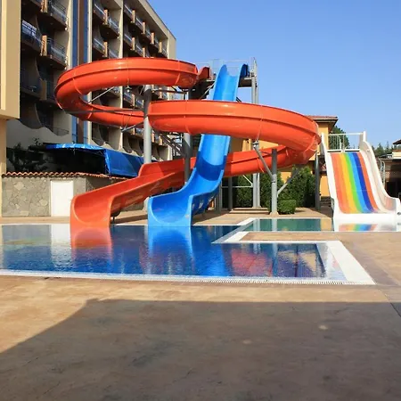 Hotel Tiara Słoneczny Brzeg