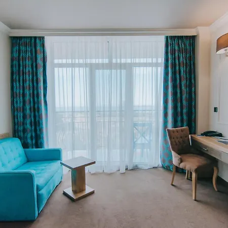 Tiara Hotel 4*