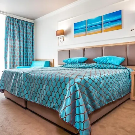 ホテル ティアラ ビーチ オール インクルーシブ