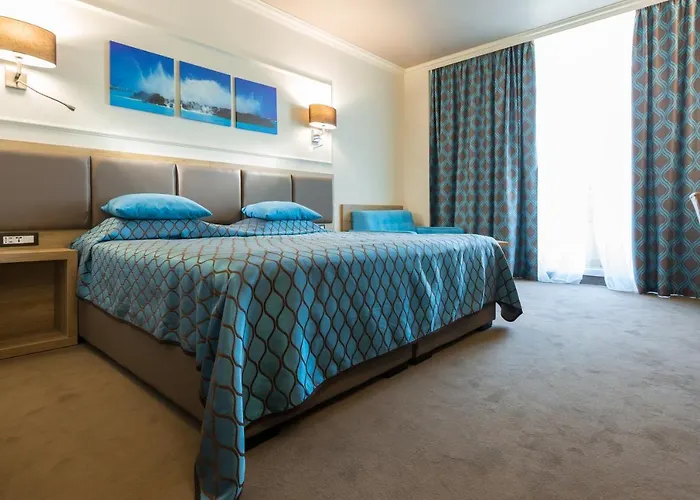 Otel Tiara Sunny Beach