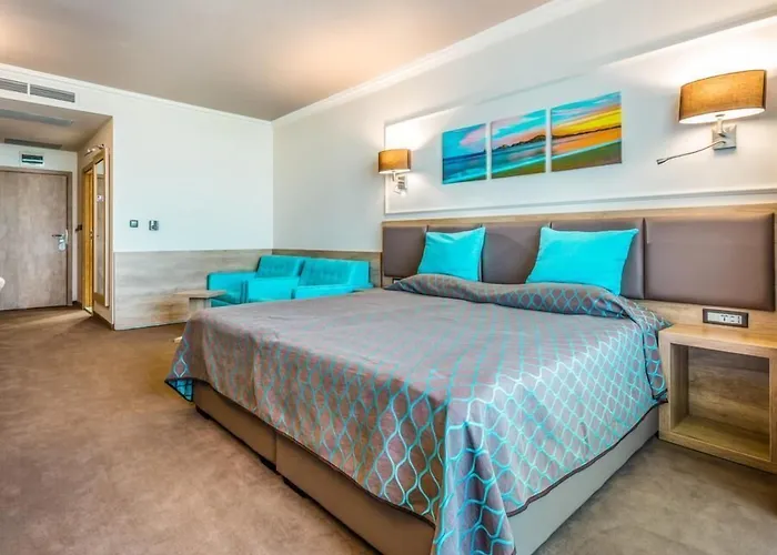 Otel Tiara Sunny Beach