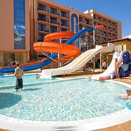 ティアラ ビーチ オール インクルーシブ 4*